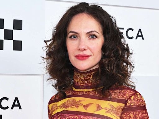 Why Actress Kate Siegel Brings Her Kids on Horror Movie Sets: 'It Creates Bravery. They Love It' (Exclusive)