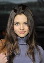 India Eisley