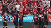 ¡Historia! Bayer Leverkusen de Xabi Alonso logra el primer invicto de la Bundesliga - La Opinión