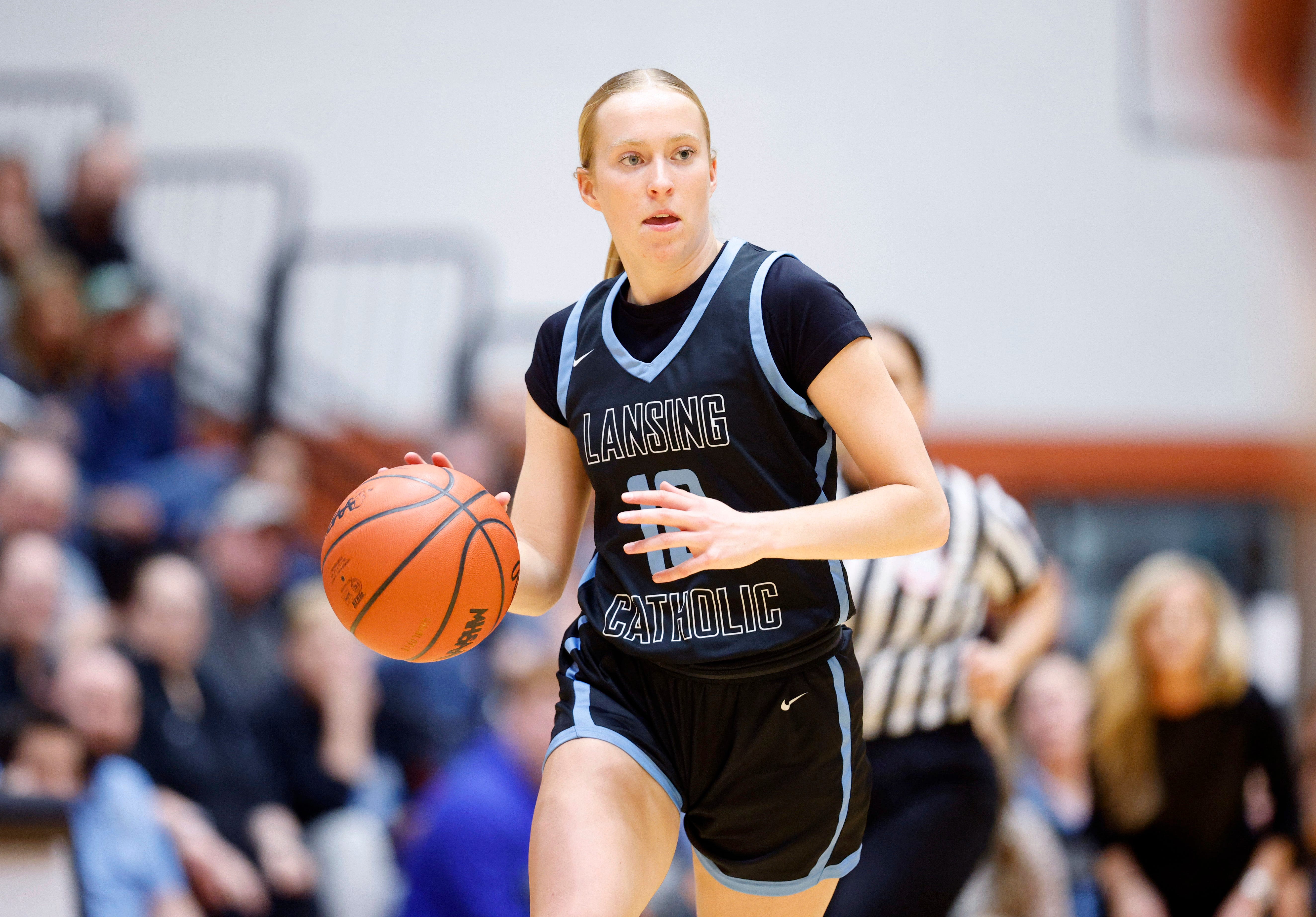 See the Greater Lansing girls basketball Dream Team, all-area