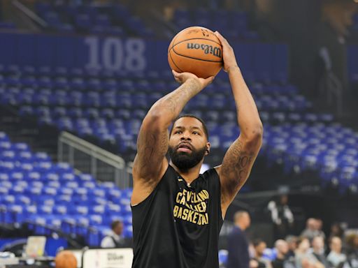 Former Sixers forward Marcus Morris Sr. to sign a deal with Knicks