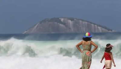 Proposta que abre caminho para privatização de praias agrava crise climática, alertam ambientalistas - Congresso em Foco
