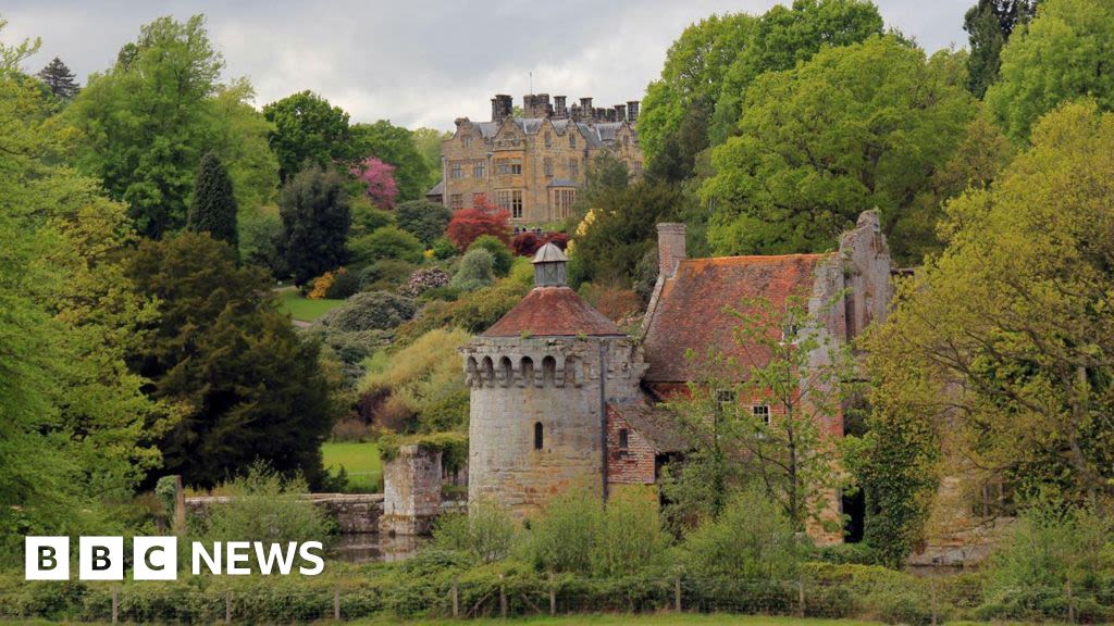 Scotney Castle: Historic gardens to star in TV documentary series