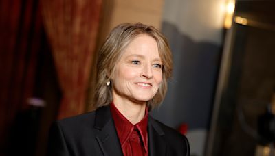 Jodie Foster Says Directors ‘Don’t Listen...Me’ Sometimes and ‘I’ll Work on a Movie Where I Have to Do 120 Takes...