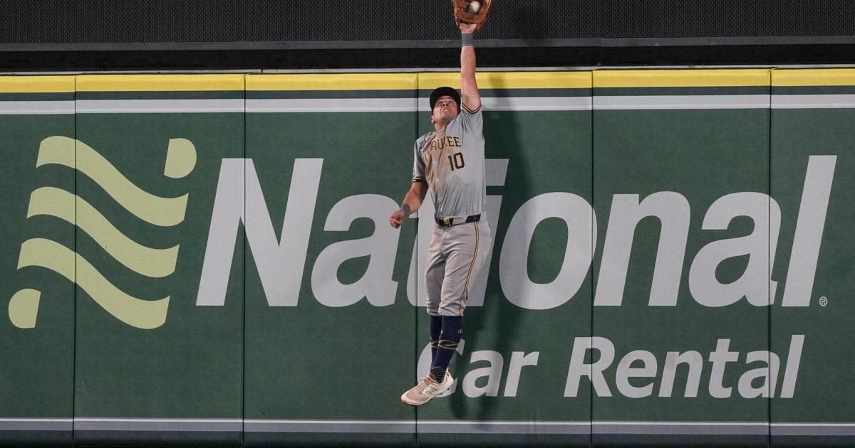 Sal Frelick robs a home run as Brewers hold off Angels
