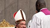 El papa insta a "hablar de paz a quien quiere guerra" y de "acogida".