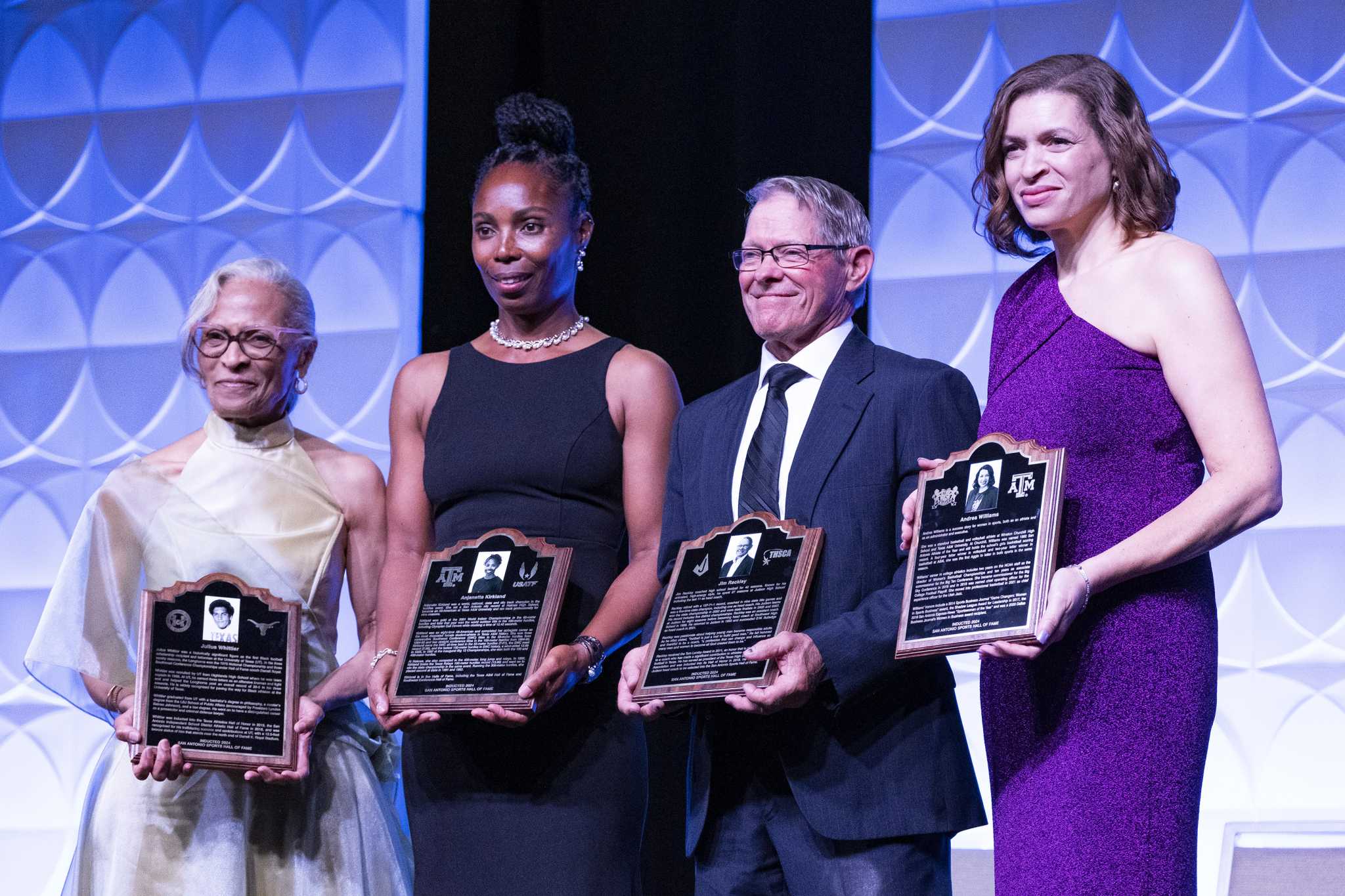 San Antonio Sports Hall of Fame brings local legends 'home'