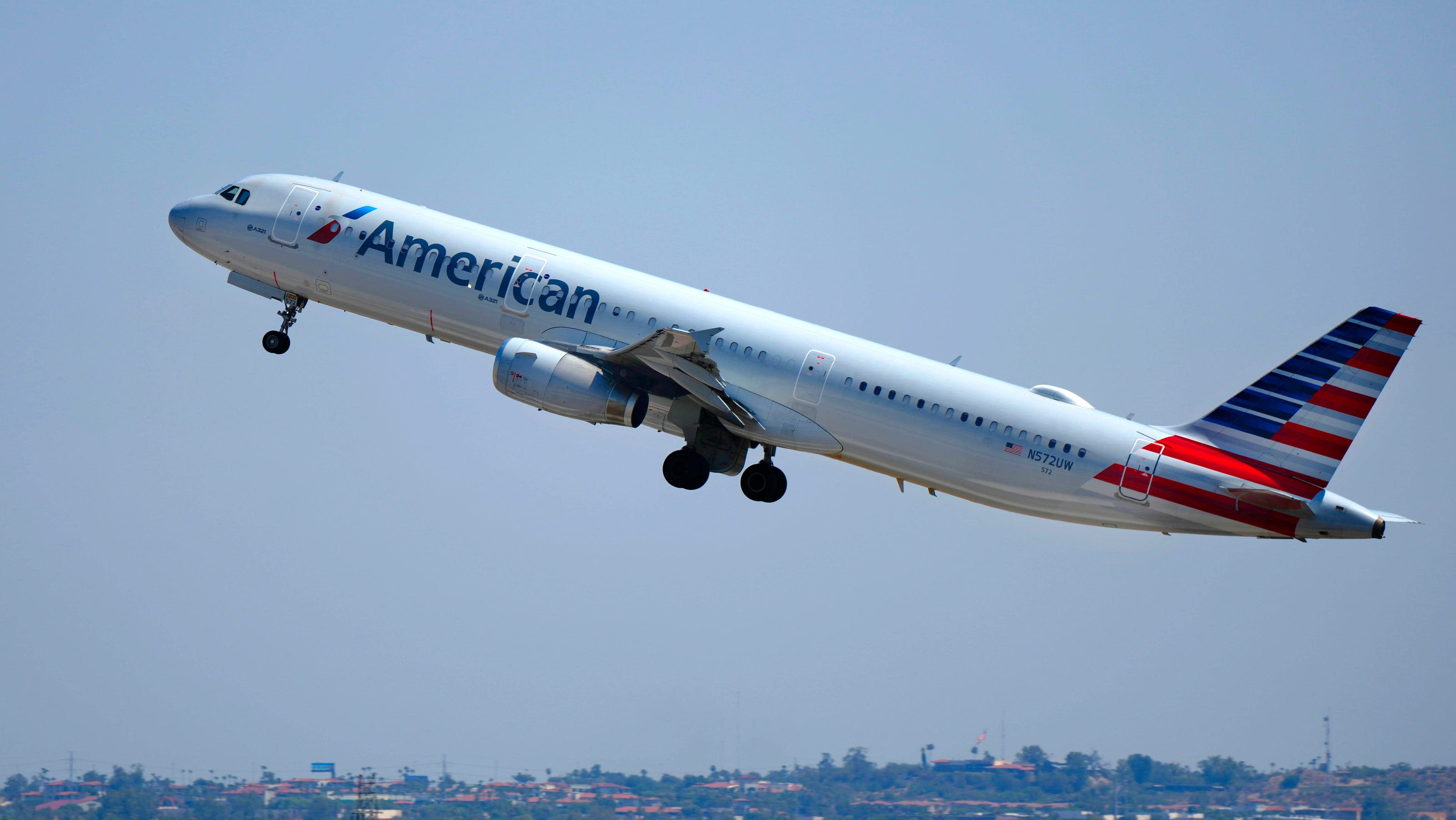 American Airlines cuts international flight from Phoenix. Here's what we know