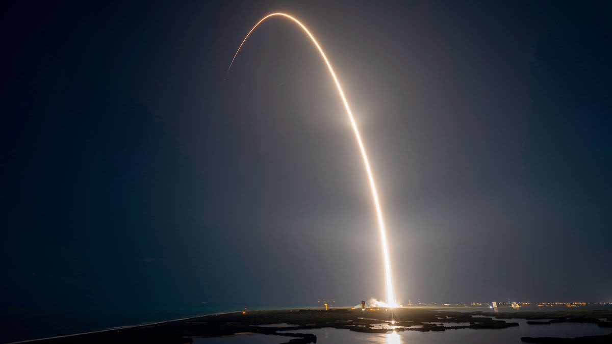 SpaceX launches 23 Starlink satellites on 2nd leg of spaceflight doubleheader