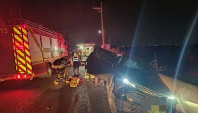 颱風夜喝酒到凌晨竟開車載人 衝對向車道撞護欄！自個沒事卻害友頭破身亡 ｜壹蘋新聞網