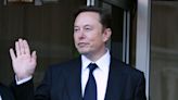 Jimmy Wales Says “Reading Too Much Twitter Has Made Elon Musk Stupid”