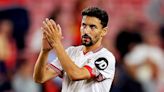 El Sevilla recula y permite a Navas retirarse en diciembre en su club
