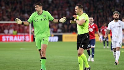 Why Emiliano Martinez was not sent off despite second yellow card