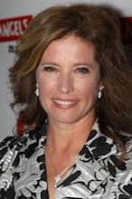 Nancy Travis