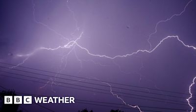 UK Weather: Heavy rain forecast as thunderstorms hit UK