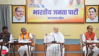 Amit Shah launches attack on Hemant Soren-led govt, says Jharkhand's tribal count declining fastest in country