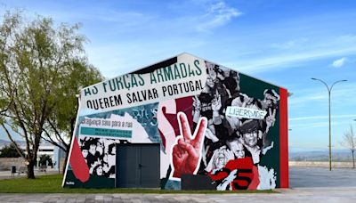 Frederico e Rodrigo criaram 14 murais em todo o país para celebrar os 50 anos do 25 de Abril