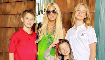 Jessica Simpson Poses With 3 Kids on Their 1st Day of School