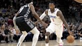 John Wall spurs Clippers' second-half comeback in victory at San Antonio