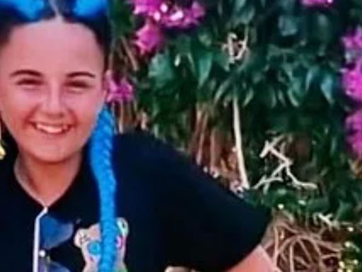 Girl missing after disappearing from high street as cops launch urgent search