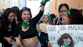 Marea verde llega a Puebla: Congreso estatal despenaliza el aborto