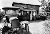 History of Knott's Berry Farm