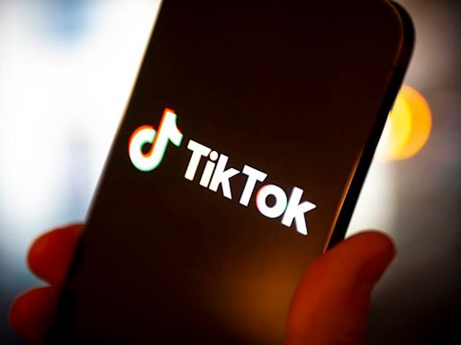 TikTok y Universal llegan a un acuerdo para devolver las canciones de Rosalía, Taylor Swift o Coldplay a la red social