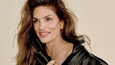 Cindy Crawford shares a recent and 80s photo