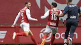 4-3: El Braga gana con goles de acento español y persigue Europa