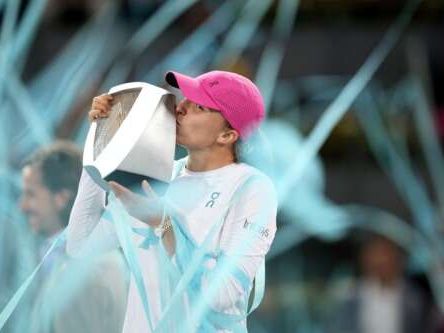 Swiatek saves 3 match points to beat Sabalenka in Madrid Open final