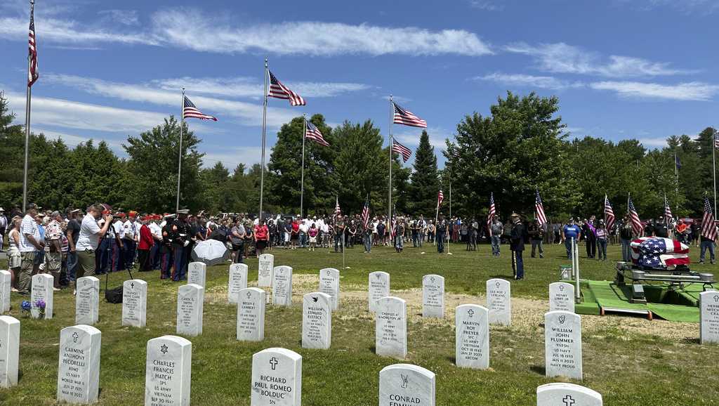 A US veteran died at a nursing home, abandoned. Hundreds of strangers came to say goodbye