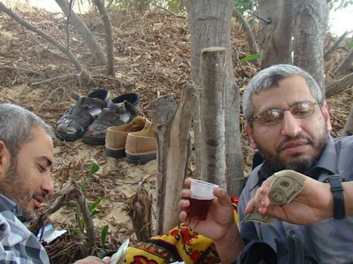 Israel dice que el líder militar de Hamas y cerebro del ataque del 7 de octubre murió en un ataque aéreo en Gaza - La Tercera