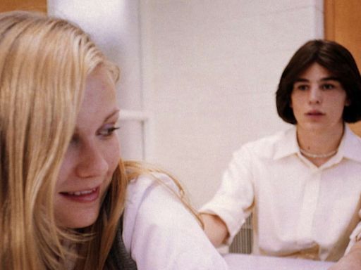 Kirsten Dunst bit Josh Hartnett in 'Virgin Suicides' make-out scene