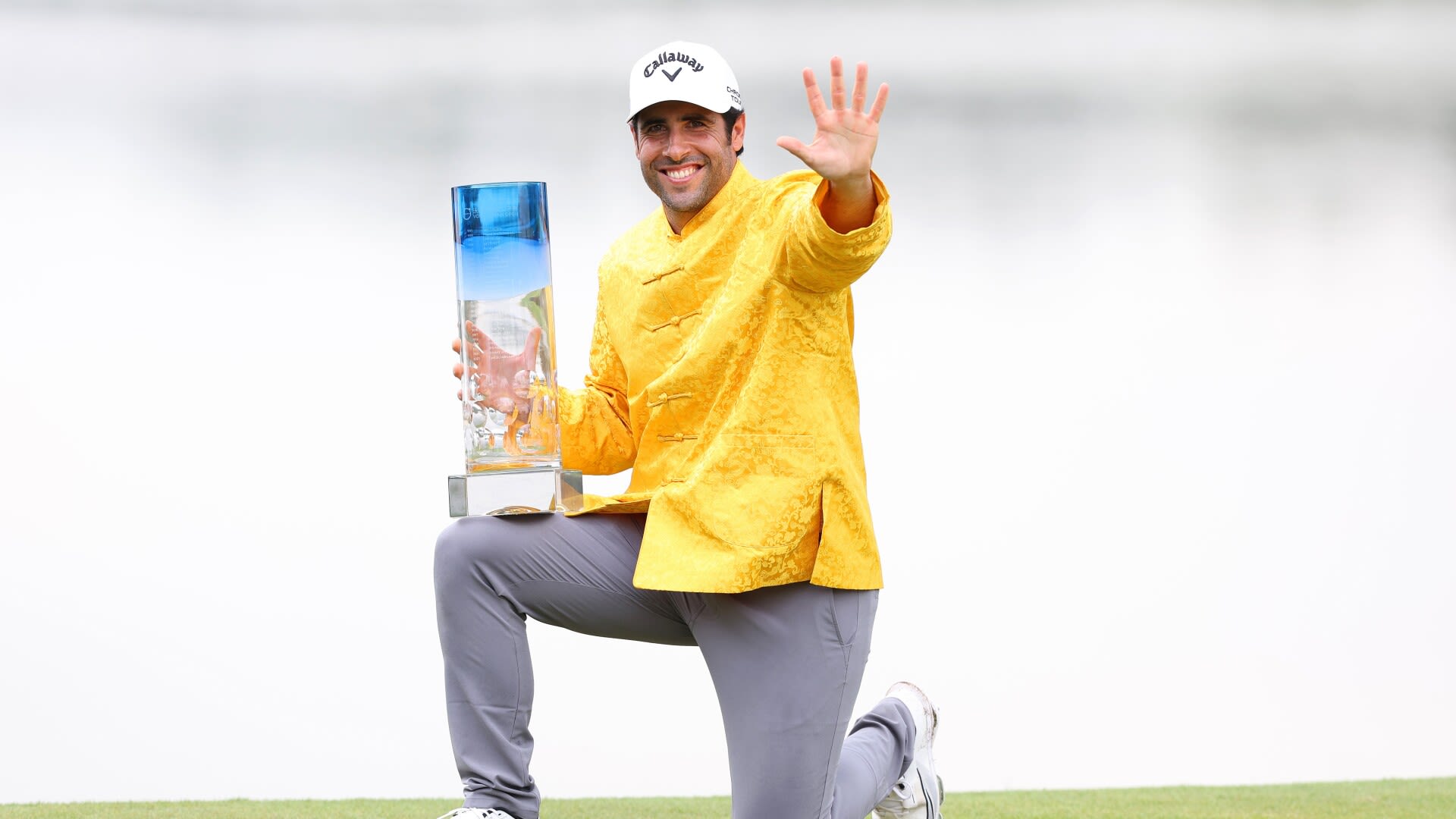 Adrian Otaegui rallies to win Volvo China Open, earns major spot