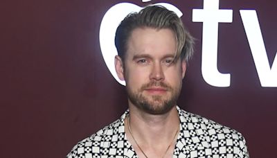 Chord Overstreet Reveals How Glen Powell Helped Him Get in Serious Shape, Weighs in on ‘Falling for Christmas’ Sequel With Lindsay...