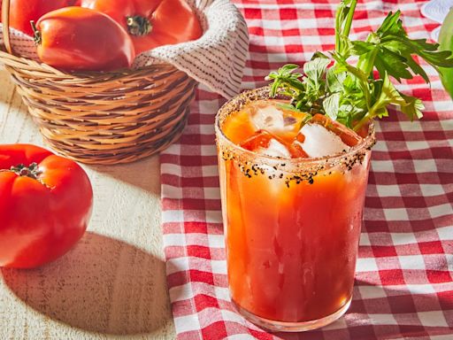 This "Sunshine Mary" Cocktail Is a Garden-Fresh Take on the Classic