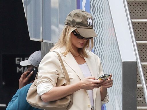 Margot Robbie Has Returned to Street Style With a Whole New Look