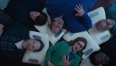 Rainn Wilson, Jenna Fischer, more 'Office' stars reunite in ad skit about pillow company