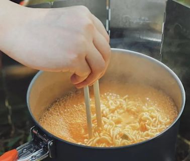 颱風天爽吃泡麵注意！最大地雷是「醬料包」