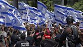 Thousands of Israeli Protesters Descend on Airport in Anger Over Netanyahu Plan