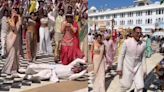 Akshay Kumar Performs 'Nagin Dance' In Between 'Hauli Hauli' Song Shoot From 'Khel Khel Mein', Watch