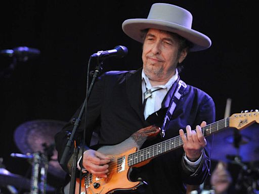 Happy Birthday! Bob Dylan | 99.7 The Fox | Jeff K