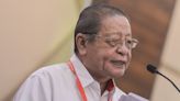 Kit Siang says won’t accept any apology from Annuar Musa over May 13 remark