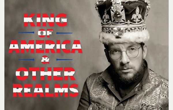 Elvis Costello Announces 'King Of America' Box Set With Previously Unreleased Tracks