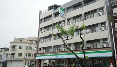 美崙大飯店承租員工宿舍…女兒牆掉落釀1死2傷 檢警調資料究責