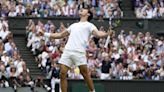 Carlos Alcaraz, finalista en Wimbledon: venció a Daniil Medvedev y el domingo intentará retener la corona