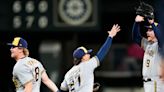 Adames, Yelich lead Brewers past Mariners 6-5 in 11 innings