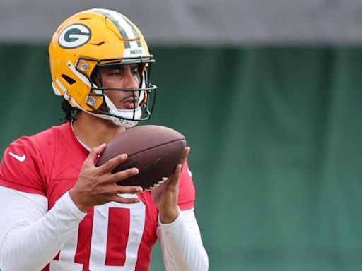 Jordan Love contract details: Packers QB signs extension to become Green Bay's franchise play caller | Sporting News