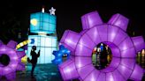 Inauguran festival de luces navideñas en la ciudad mexicana de Monterrey