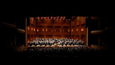 El Teatro Mayor de Bogotá recibe la Orden de Isabel La Católica otorgada por España